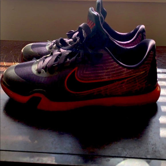 Nike | Shoes | Kobe Hero Size 6y | Poshmark